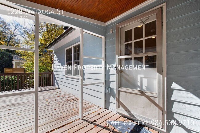 Building Photo - 1228 Watauga St