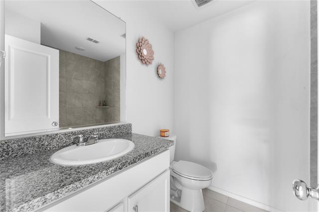 Building Photo - 1413 Vattier St