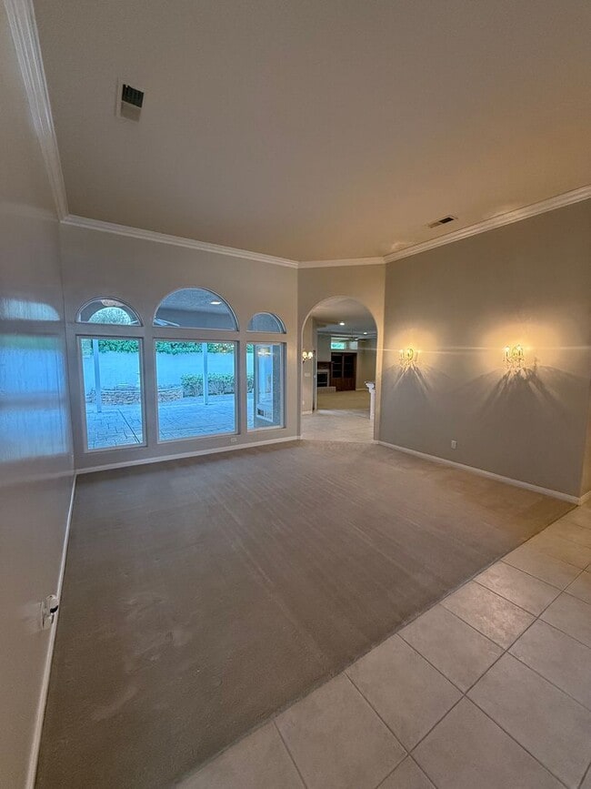 Building Photo - Beautiful 4-Bedroom Home with Office and S...