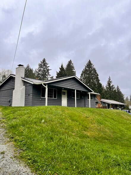 Building Photo - 13647 197th Ave SE