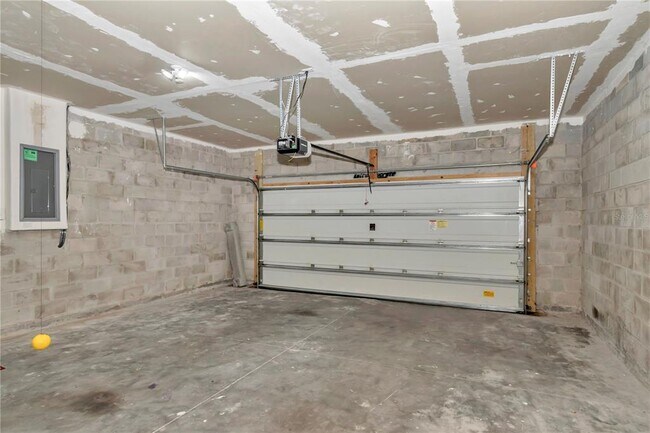 Building Photo - 14550 SW 61st Ct