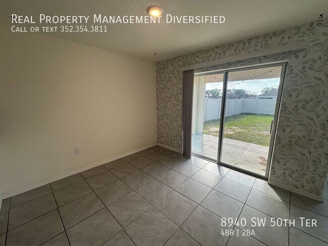 Building Photo - 8940 SW 50th Ter