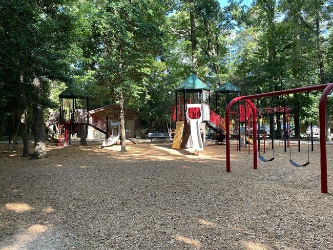 Building Photo - 2 Tidwillow Pl