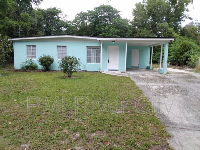 Primary Photo - 1859 Loyola Dr N