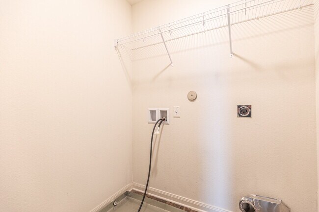 Building Photo - 7260 Calypso Canyon