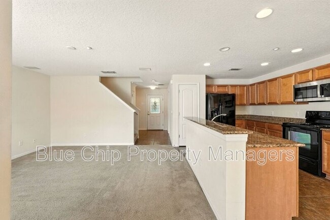 Building Photo - 13800 Golden Russet Dr