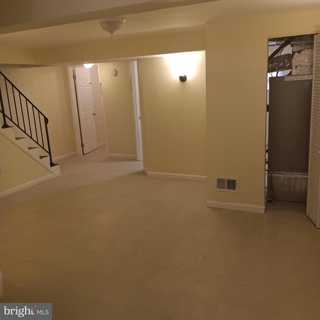 Building Photo - 14914 Belle Ami Dr