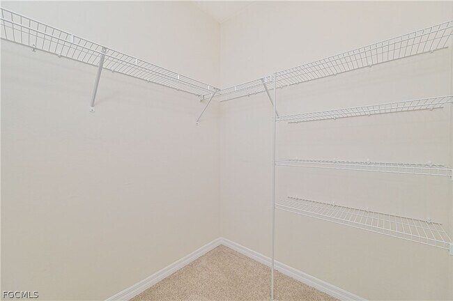 Building Photo - 1009 Jacaranda Pkwy E