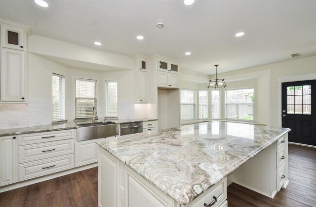 Building Photo - 21527 Black Opal Ln