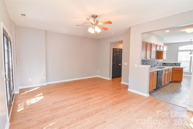 Building Photo - 3029 Misty Harbor Cir