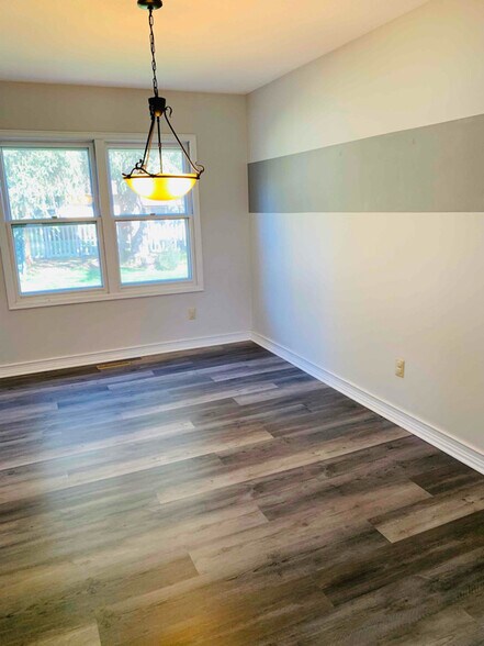 Building Photo - 524 McKinley Dr