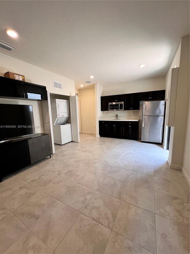 Building Photo - 24836 SW 118th Ave