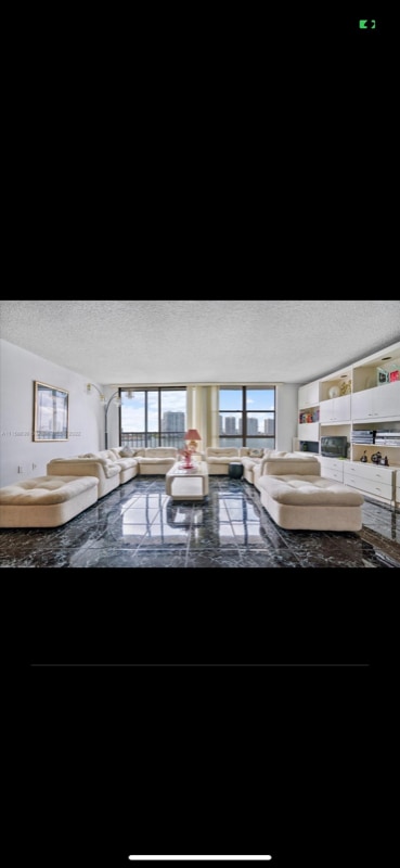 Building Photo - 17500 N Bay Rd