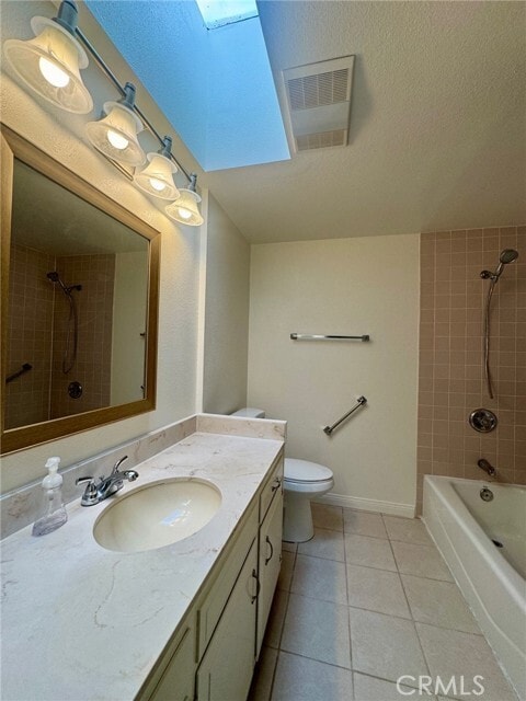 Building Photo - 589 Avenida Majorca