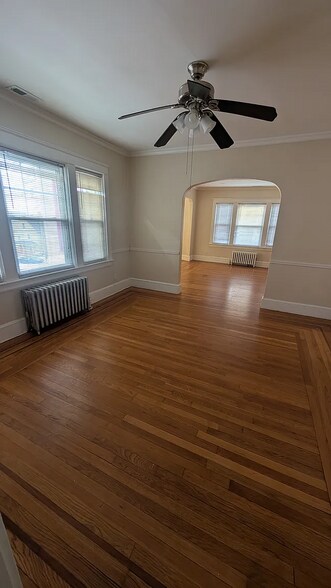 Building Photo - 95 Woodbine St