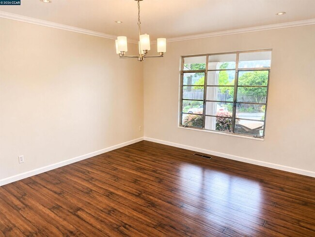 Building Photo - 12195 Blythen Way