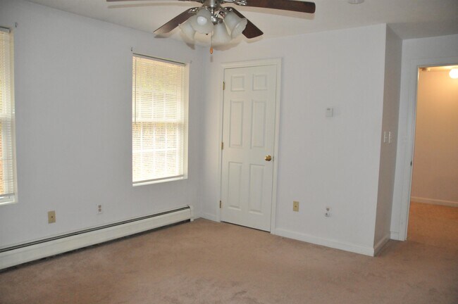 Building Photo - 147 High Rock Rd