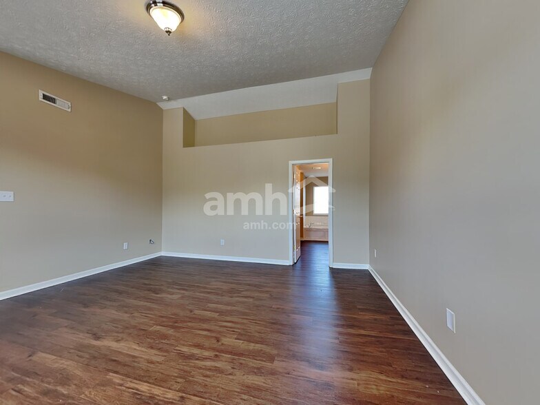 Building Photo - 12134 Carriage Stone Dr
