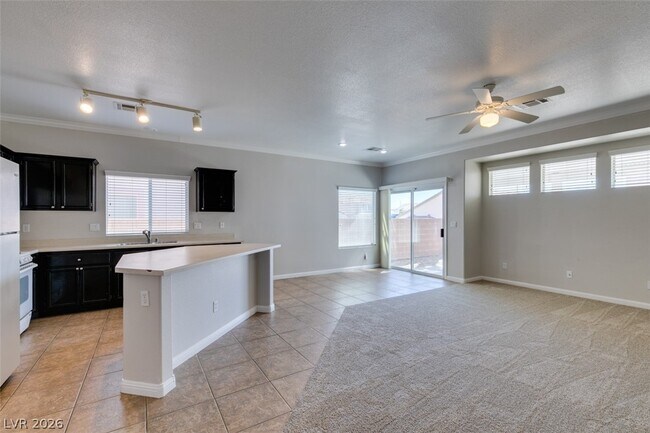 Building Photo - 1209 Echo Beach Ave