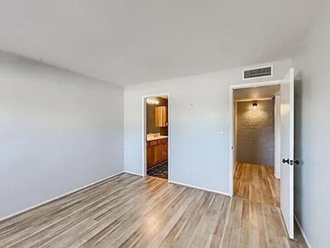 Building Photo - All Utilities Included! Charming 2-Bedroom...