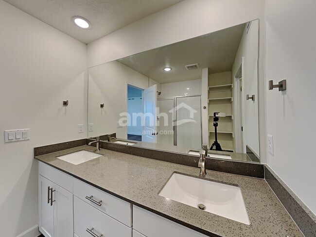 Building Photo - 6108 W Copper Hawk Dr