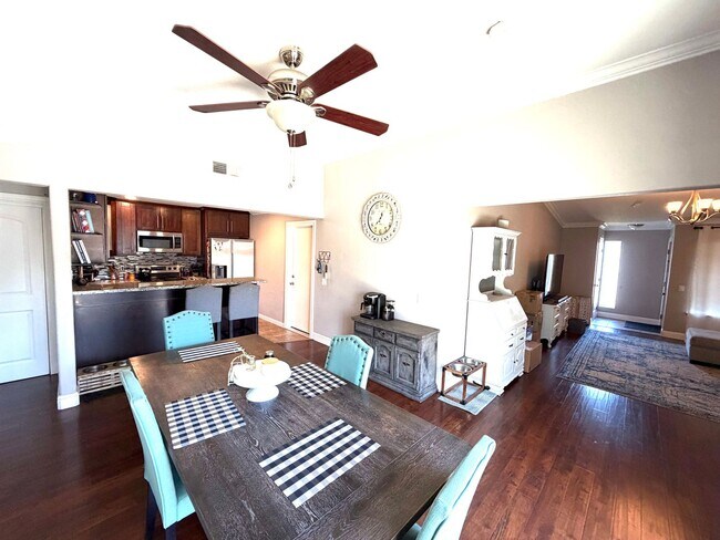 Building Photo - Desirable Home in Lincoln Village – A must see!