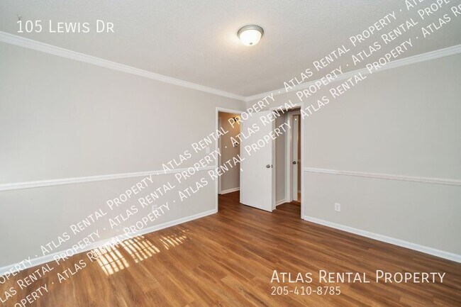 Building Photo - 105 Lewis Dr