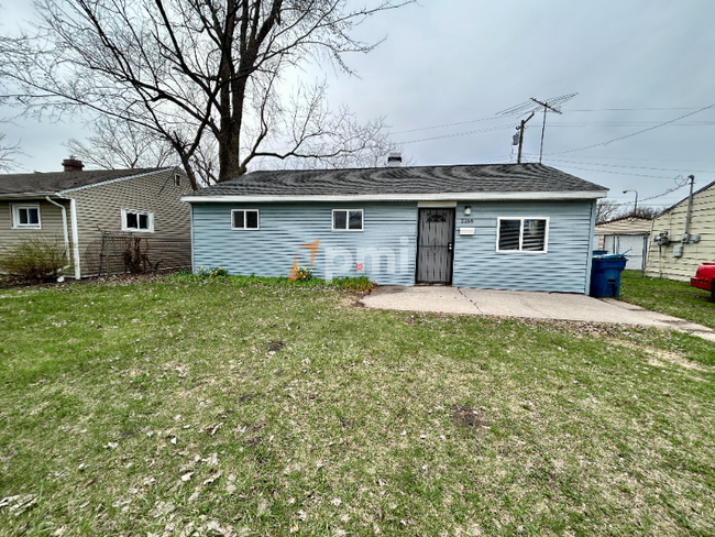 Building Photo - 2166 Wisconsin St