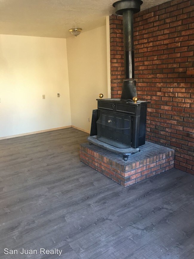 Building Photo - 2 br, 1 bath House - 1605 E 21st Street