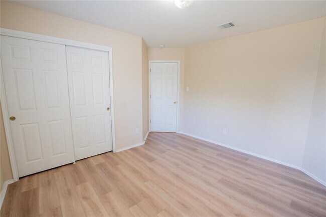 Building Photo - 14509 Mowsbury Dr