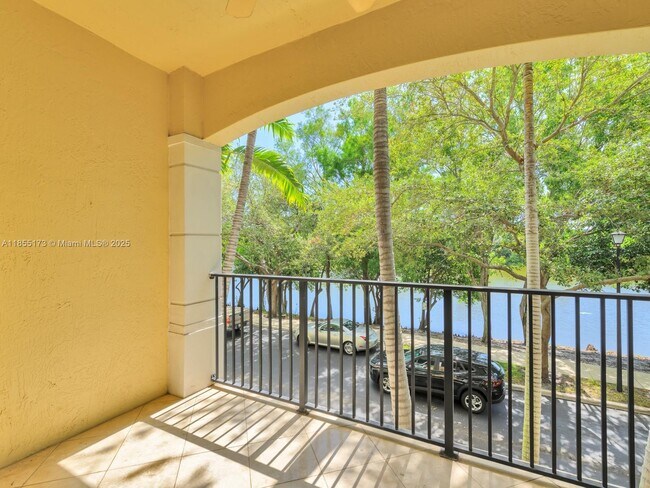 Building Photo - 2891 S Greenleaf Cir