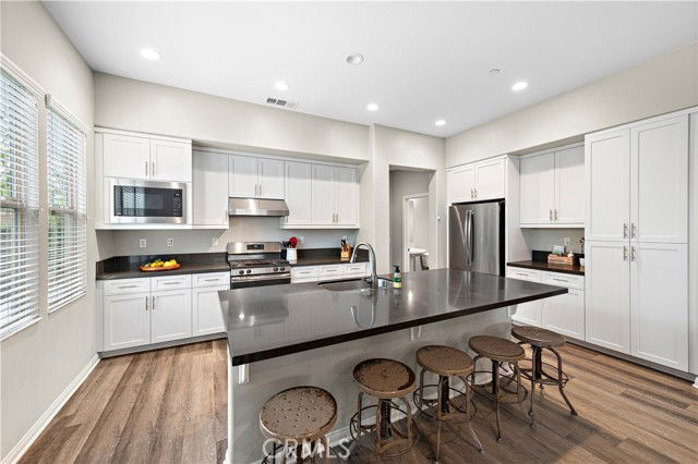 Building Photo - 107 Sencillo Pl