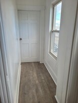 Building Photo - 366 North St