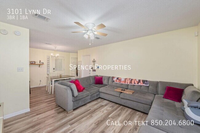 Building Photo - 3103 Lynn Dr