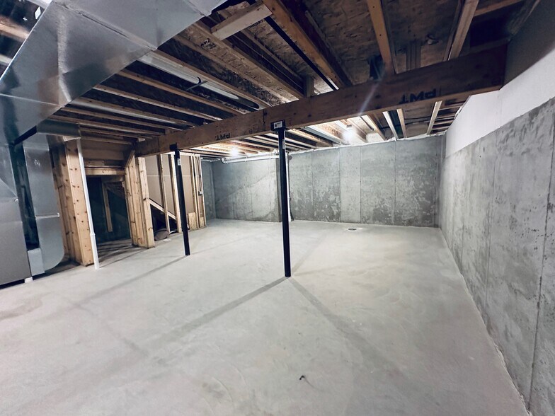 Building Photo - 541 White Sky Pass
