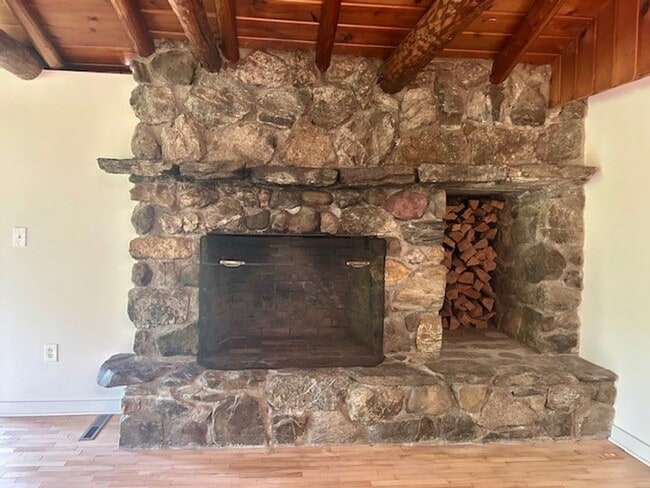Building Photo - OPEN HOUSE- SUNDAY SEPTEMBER 14TH, 2025 NO...