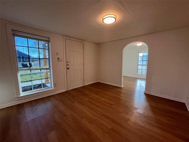 Building Photo - 5536 Goodman Ave