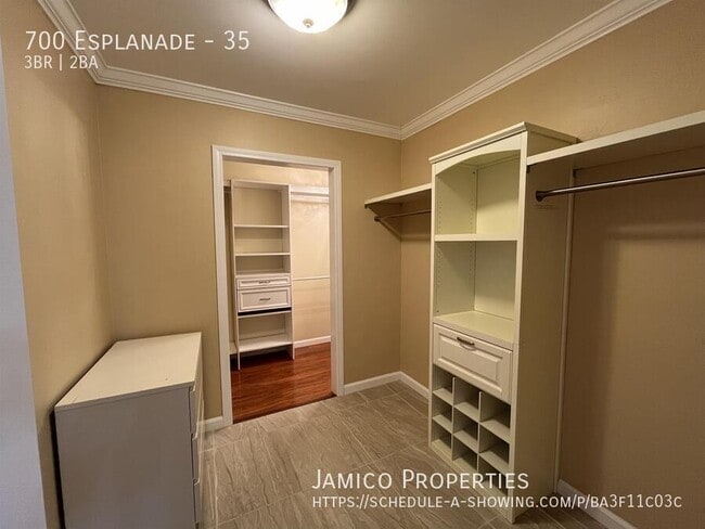 Building Photo - 700 Esplanade-35