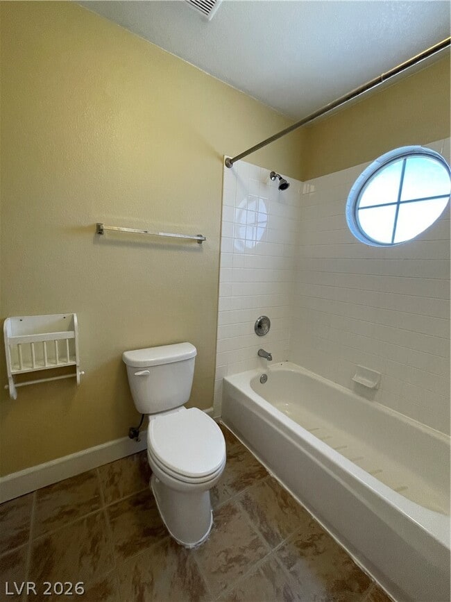 Building Photo - 271 Pointe Ranier Ave