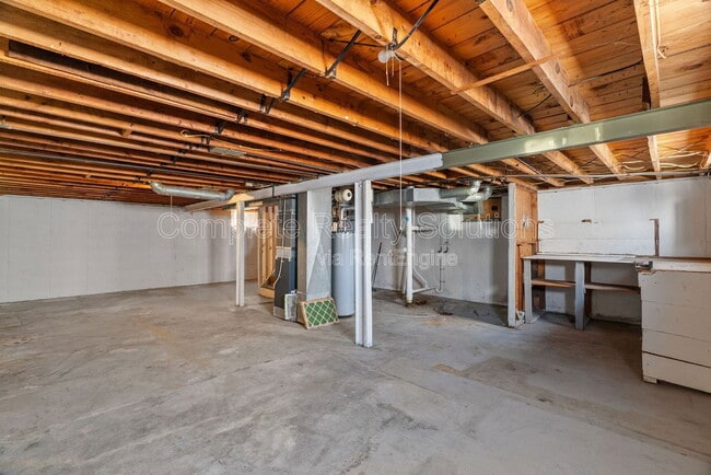 Building Photo - 409 Caithness Rd