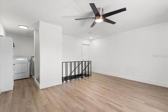 Building Photo - 4414 Overlook Dr