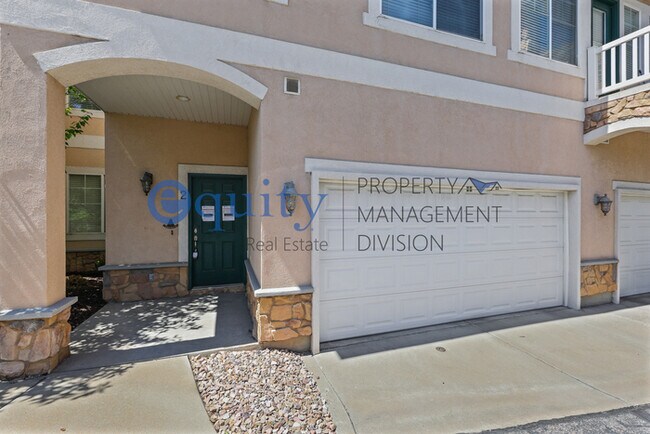 Building Photo - 1174 Meadow Fork Rd