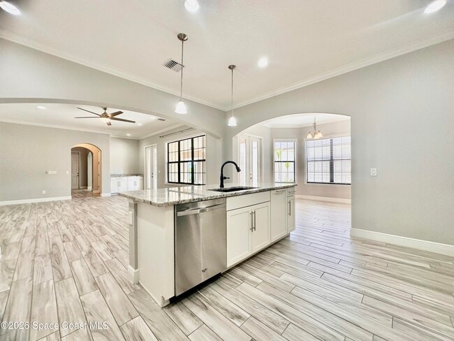 Building Photo - 2523 Rodina Dr
