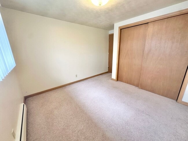 Building Photo - 2517 N Garfield Ave