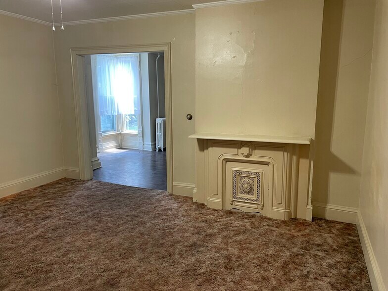 Living Room - 230 South Ave