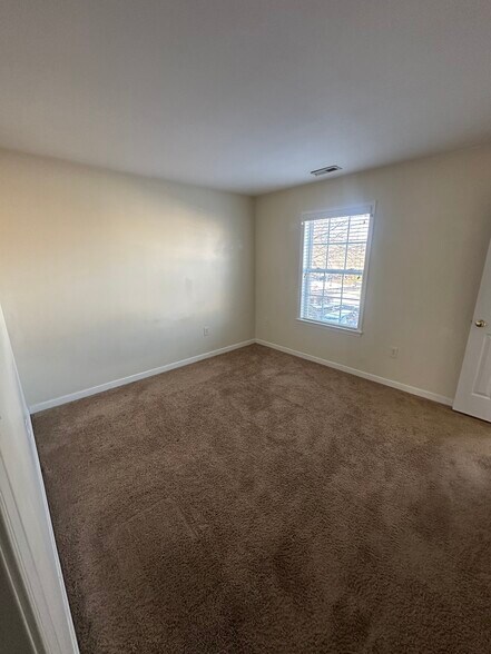 2nd Floor Bedroom - 4073 Trisha Trl