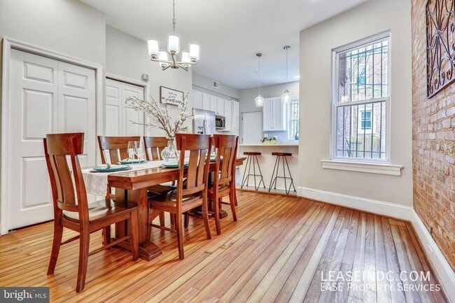 Building Photo - 766 Harvard St NW