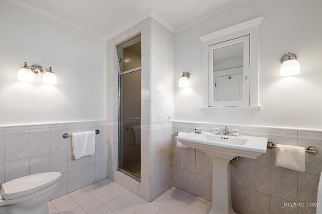 Building Photo - 230 Magellan Ave