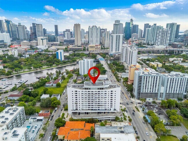 Building Photo - 36 NW 6th Ave