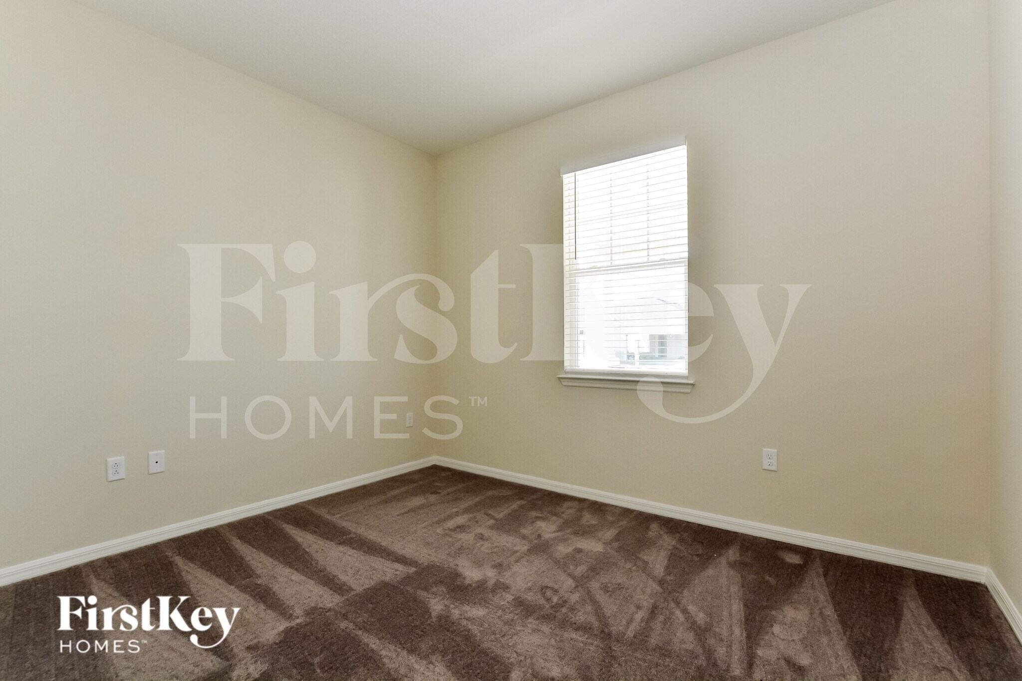 Building Photo - 1261 Spokane Pt